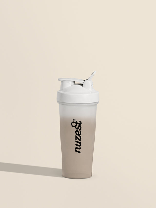 Nuzest Blender Bottle- White 820ml