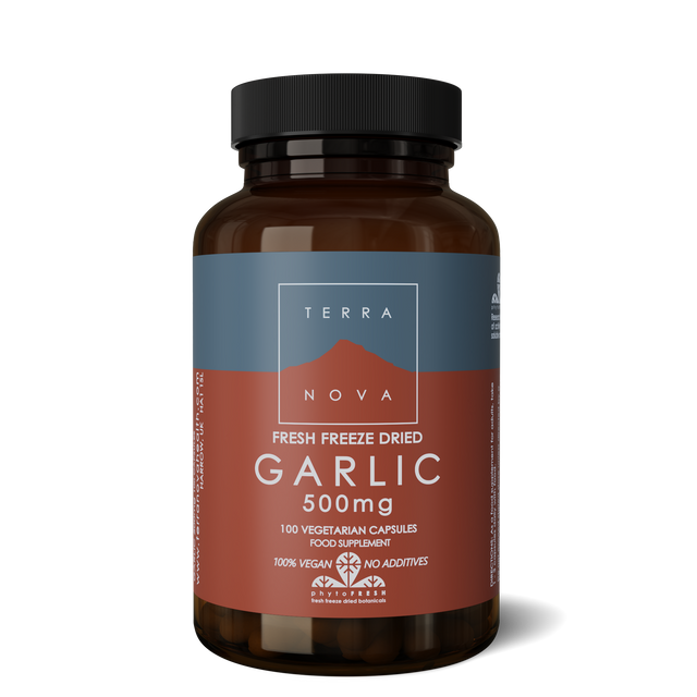 A close-up image of Terranova Garlic 500mg capsules, showcasing 100 freeze-dried garlic capsules with clear branding and packaging